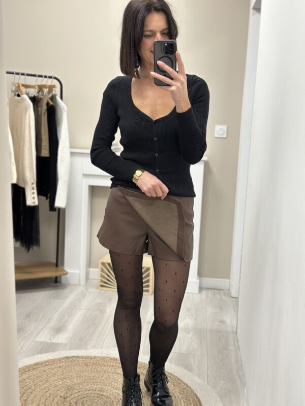 Jupe Short Similicuirt Chocolat-Emie – Image 3